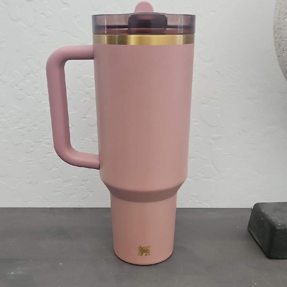 40 Ounce Stanley Rose Travel Mug with Gold Detail - Picture 4 of 9